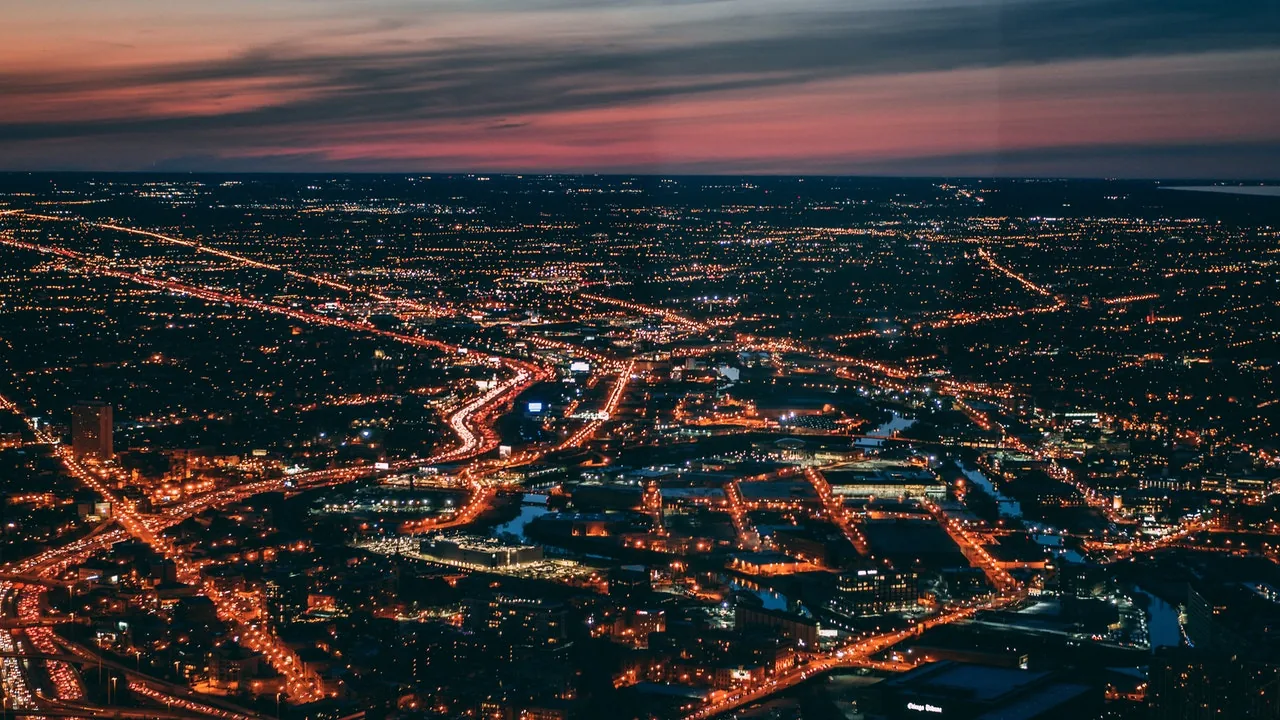Chicago cityscape — MCS Midwest provides refurbished compactors across the Chicago area